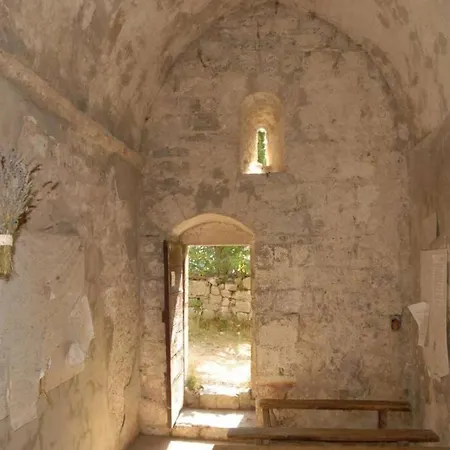 Дом отдыха Abbaye De Bodon - Provence